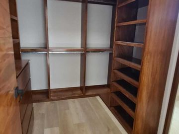 Venta de Casa en Querétaro, dentro del Club de Golf Campanario, 4 recámaras
