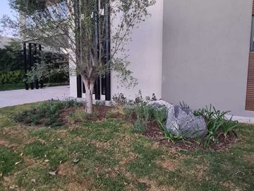Venta de Casa en Querétaro, dentro del Club de Golf Campanario, 4 recámaras