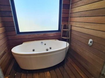 Venta de Casa en Querétaro, dentro del Club de Golf Campanario, alberca domotica