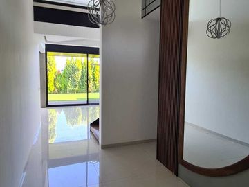 Venta de Casa en Querétaro, dentro del Club de Golf Campanario, alberca domotica