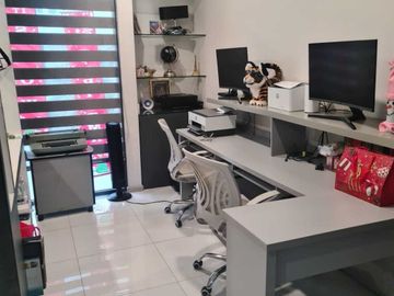 Venta de Casa en Querétaro, Corregidora, Vista Real, Club Hípico, alberca propia