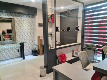 Venta de Casa en Querétaro, Corregidora, Vista Real, Club Hípico, alberca propia