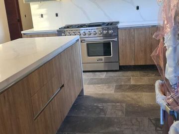 Venta de Casa en Querétaro, dentro del Club de Golf Campanario, 5 recámaras
