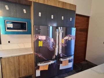 Venta de Casa en Querétaro, dentro del Club de Golf Campanario, 5 recámaras