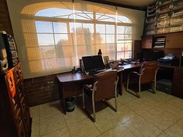 Espectacular Residencia una planta con 4 recámaras y enorme jardín en Vista Real