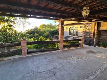 Espectacular Residencia una planta con 4 recámaras y enorme jardín en Vista Real