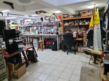 Venta de Casa en Querétaro, Villas del Mesón,  4 recámaras, 450 m2 de jardín.