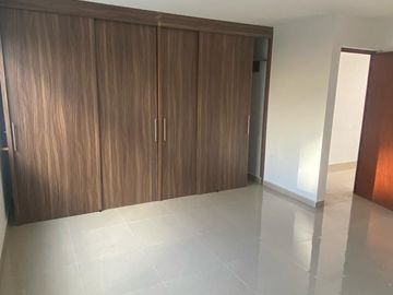 Venta de Casa en Querétaro, Milenio III, en Privada Lucepolis, seguridad 24 hora
