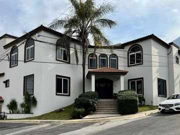 Casa en Venta en Cumbres, Monterrey