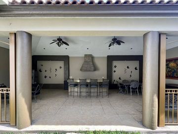 Casa en Venta en Cumbres, Monterrey