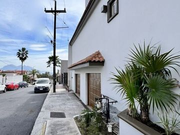 Casa en Venta en Cumbres, Monterrey