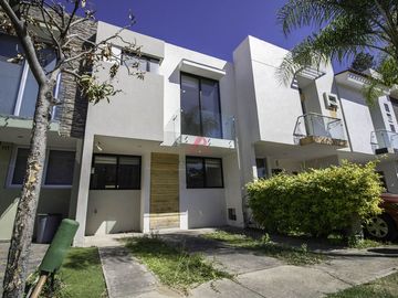 Venta de casa en Valle de San isidro , Zapopan ,Jal