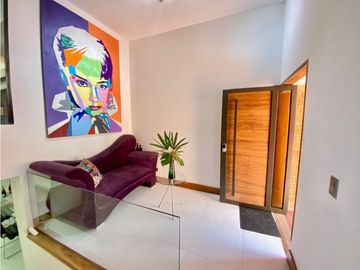 Casa para Arriendo en El Poblado Tesoro