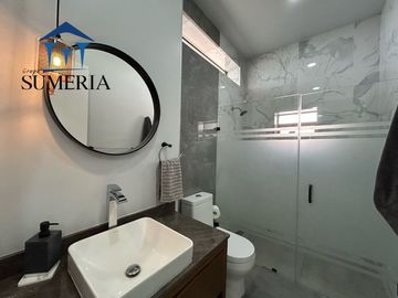 Casa en venta en Residencial Leones