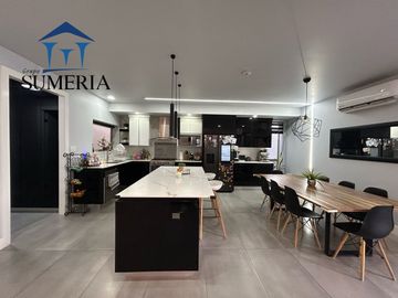 Casa en venta en Residencial Leones