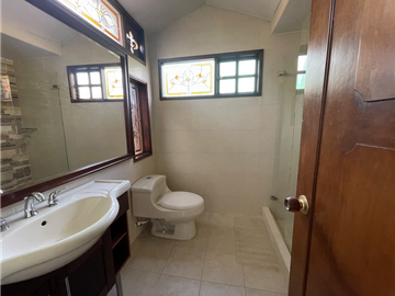 Se vende esta hermosa casa finca en la vía La Calera Bogotá