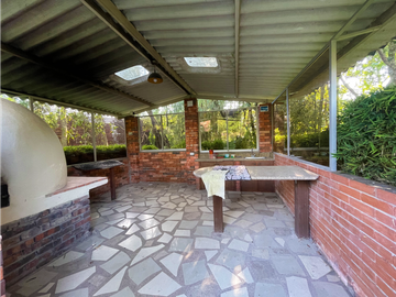 Se vende esta hermosa casa finca en la vía La Calera Bogotá