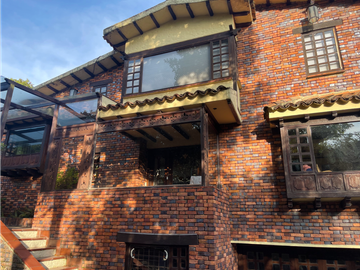 Se vende esta hermosa casa finca en la vía La Calera Bogotá