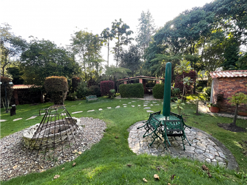 Se vende esta hermosa casa finca en la vía La Calera Bogotá