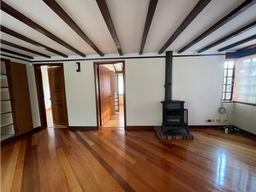 Se vende esta hermosa casa finca en la vía La Calera Bogotá