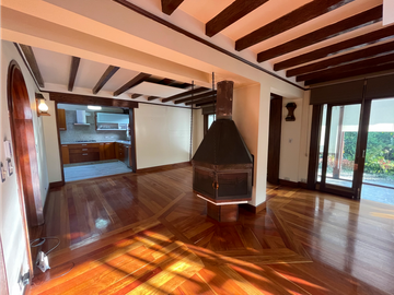 Se vende esta hermosa casa finca en la vía La Calera Bogotá