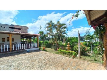 SE VENDE CASA FINCA EN EL KM 30
