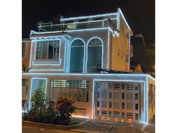 SE VENDE CASA ESQUINERA EXTERNA BARRIO CANEY YP 8409732