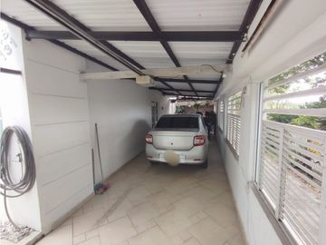 SE VENDE CASA ESQUINERA EXTERNA BARRIO CANEY YP 8409732