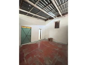 Casona colonial para remodelar en venta en Izamal