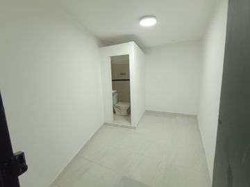 BODEGA EN ARRIENDO UBICADA EN MEDELLIN SECTOR CIUDAD DEL RÍO