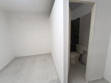 BODEGA EN ARRIENDO UBICADA EN MEDELLIN SECTOR CIUDAD DEL RÍO