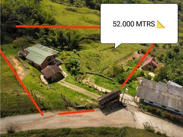 VENTA DE FINCA EN EL PEÑOL. cerca a la piedra
