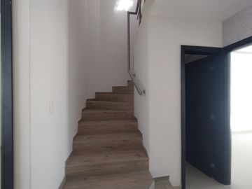 SE VENDE CASA EN CONJUNTO CIUDAD JARDIN