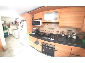 VENTA DEPARTAMENTO, SECTOR EMBAJADA AMERICANA Y SOLCA