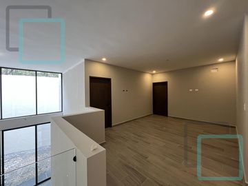 CASA EN VENTA BOSQUES DE LAS MISIONES ZONA CARRETERA NACIONAL SANTIAGO