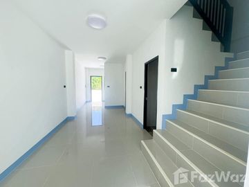 4 Bedroom Townhouse for sale in Ban Pom, Phra Nakhon Si Ayutthaya