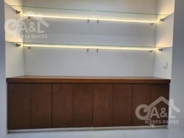 Casa en Venta en Fraccionamiento Paseo de la Reina