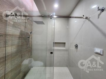 Casa en Venta en Fraccionamiento Paseo de la Reina
