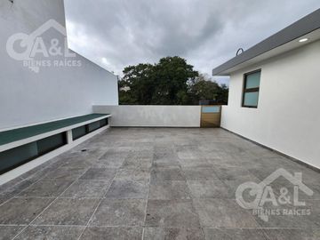 Casa en Venta en Fraccionamiento Paseo de la Reina