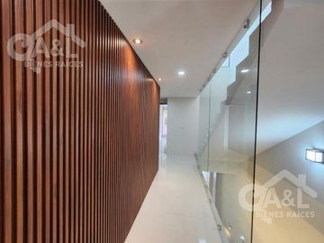 Casa en Venta en Fraccionamiento Paseo de la Reina