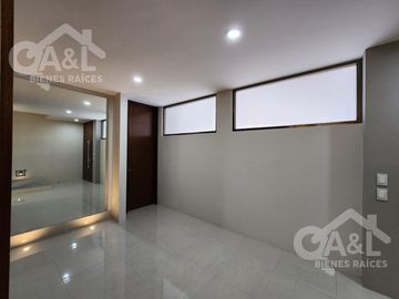 Casa en Venta en Fraccionamiento Paseo de la Reina