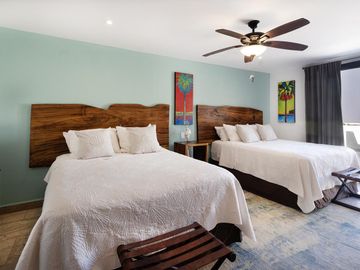 Espectacular Villa en Venta Frente al Mar en Puerto Aventuras - Riviera Maya