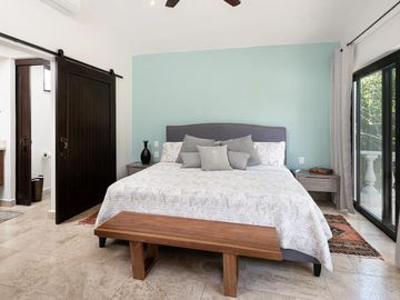 Espectacular Villa en Venta Frente al Mar en Puerto Aventuras - Riviera Maya