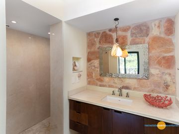 Espectacular Villa en Venta Frente al Mar en Puerto Aventuras - Riviera Maya