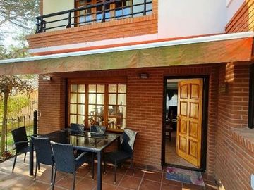 Casa en venta en Villa Gesell