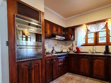 Casa en venta en Villa Gesell