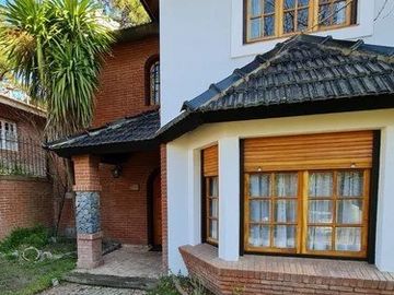 Casa en venta en Villa Gesell