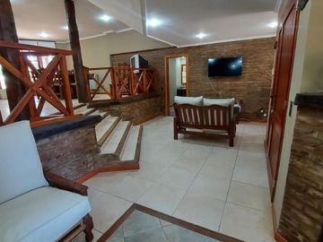 Chalet en venta en Carilo