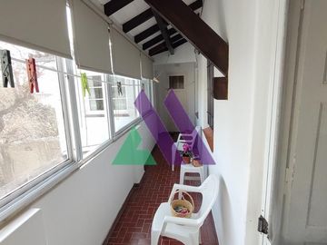 Departamento 4 ambientes con dependencias sin expensas