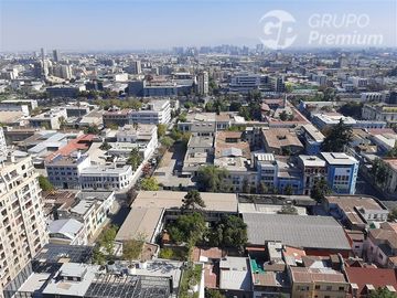 Departamento en Venta en Cerca del metro La Moneda, Toesca y Parque Almagro